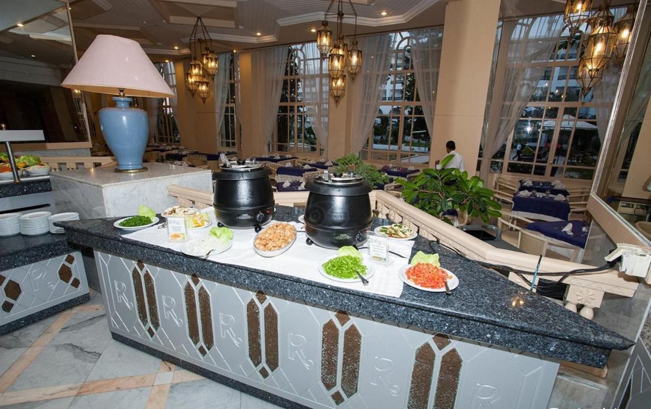 Riviera Hotel - Family Only 포트 엘 칸타오우이 외부 사진